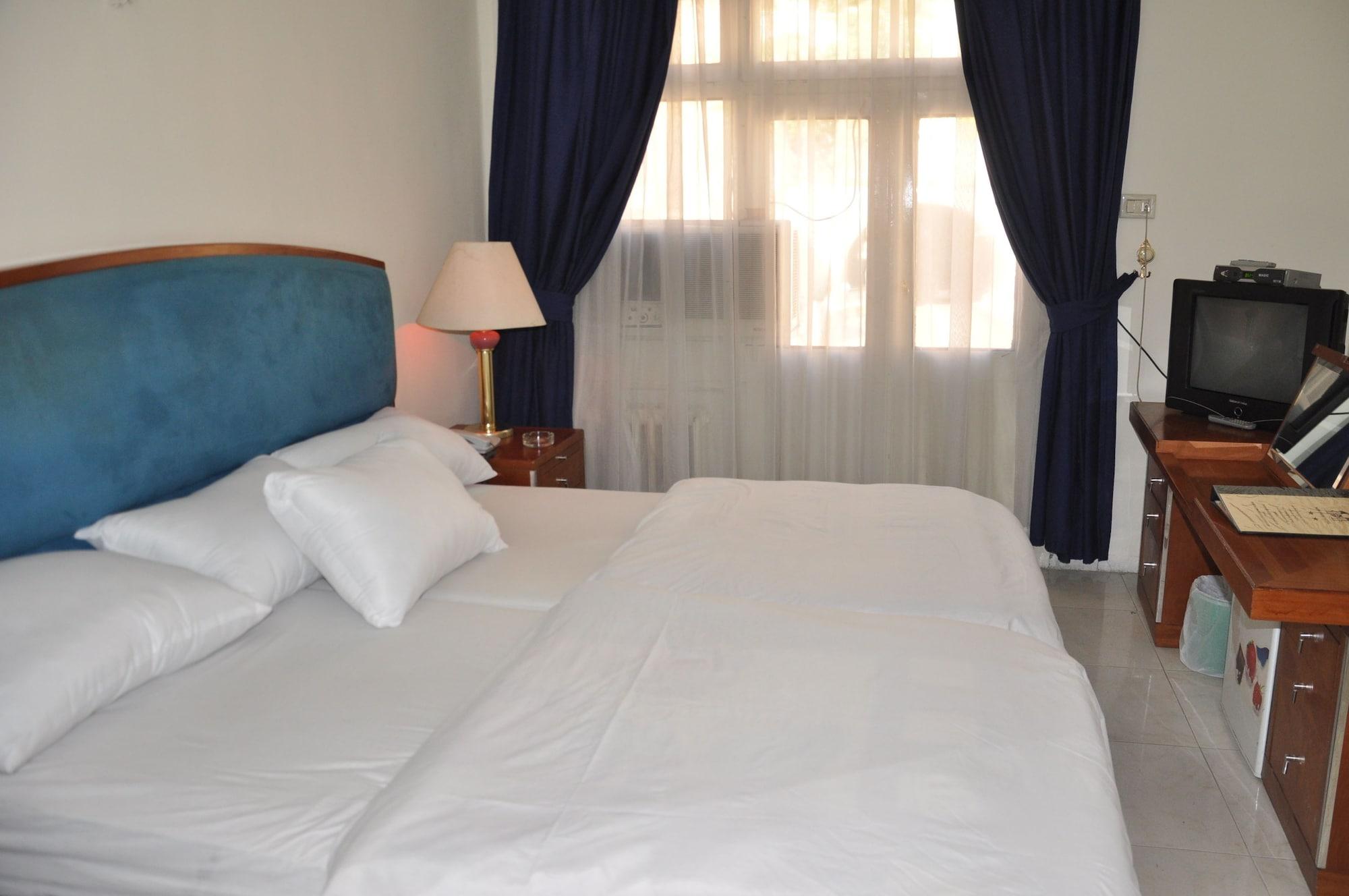 New Park Hotel Amman Exterior foto